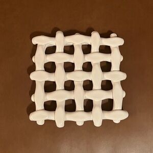 Vintage White Lattice Ceramic Trivet